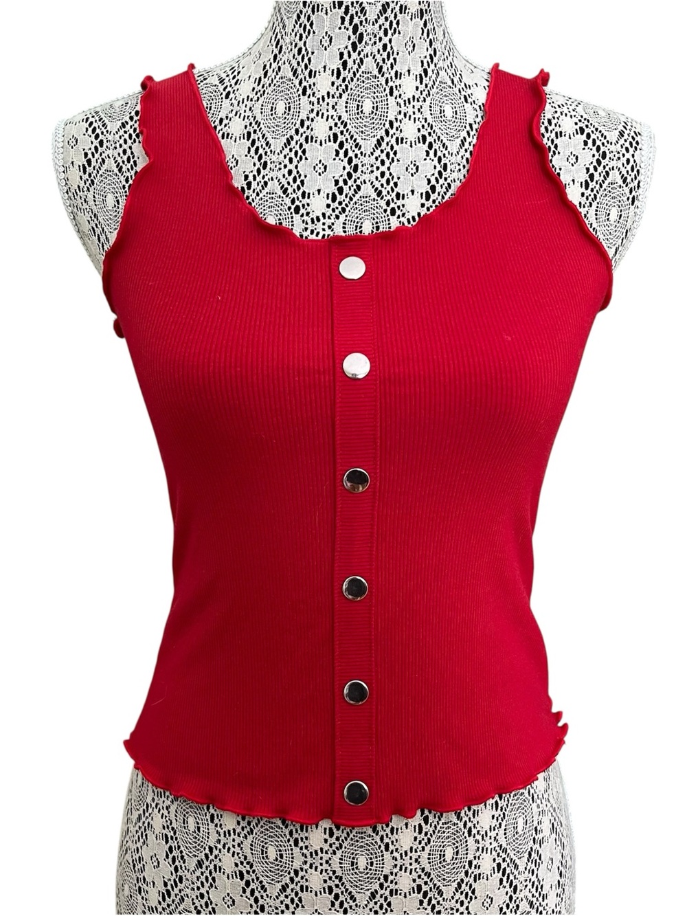 GUESS Lettuce Trim Button-Front Ribbed Tank Top - Picture 2 of 9